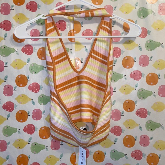 KNIT HALTER TOP - Picture 4 of 6